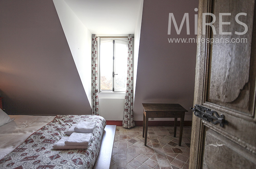 Dark red bedroom. c1630