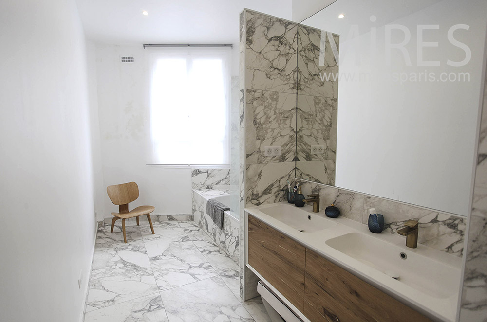Marble baths. c1639