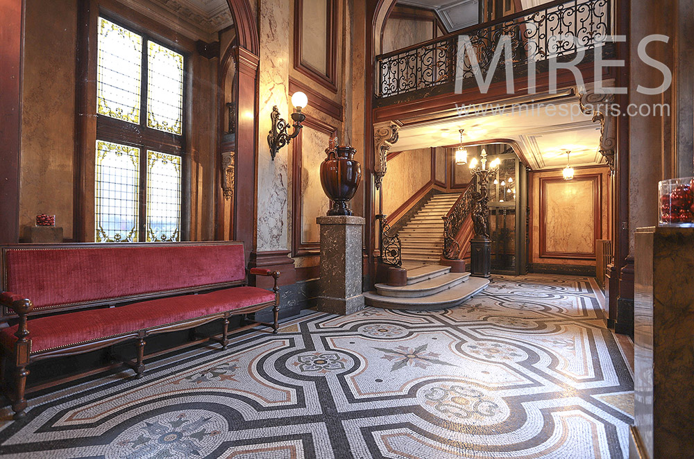 Entrance of private mansion. C0065