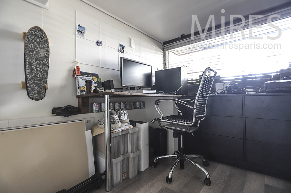 C1646 – Office room