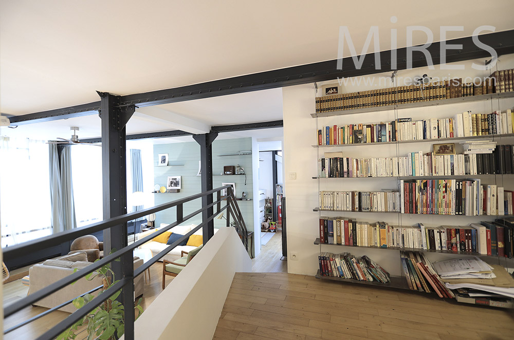 Mezzanine library. c1649