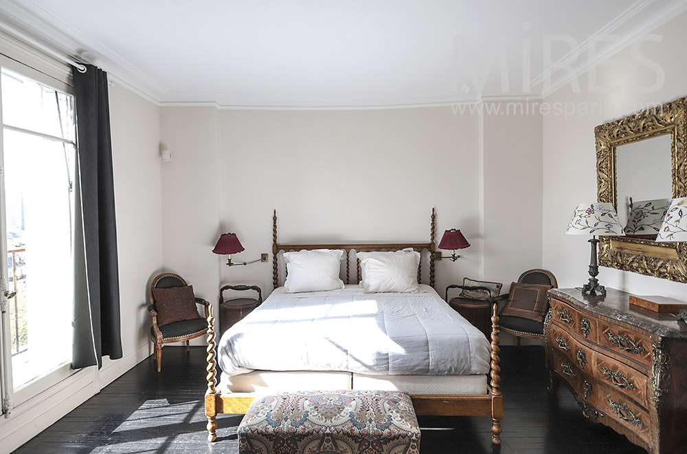Chambre et balcon. C0800