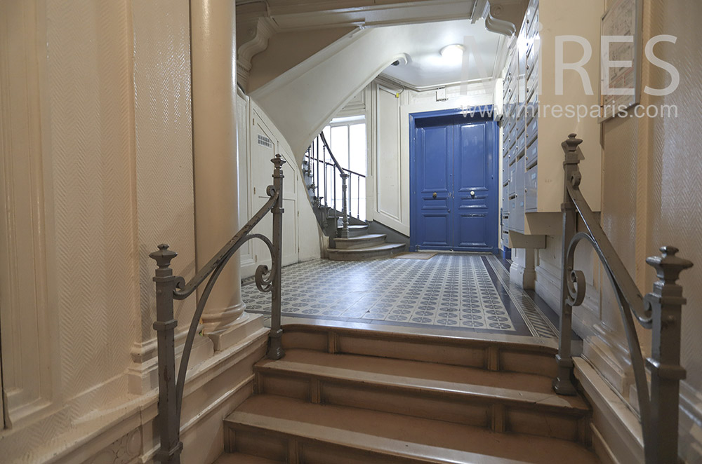 Parisian stairs. C1687
