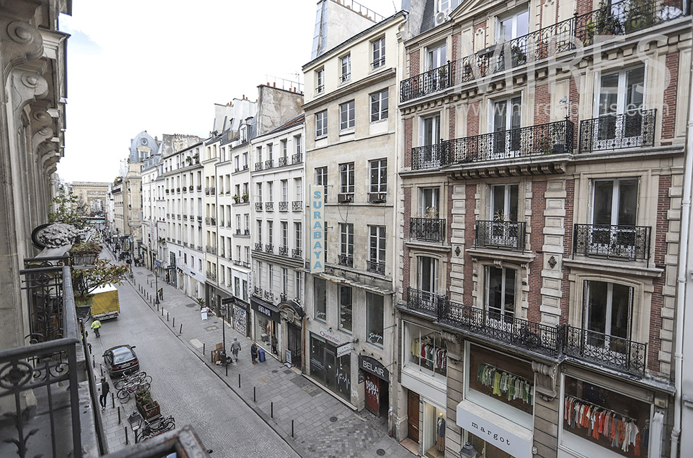 Paris street view. C1687