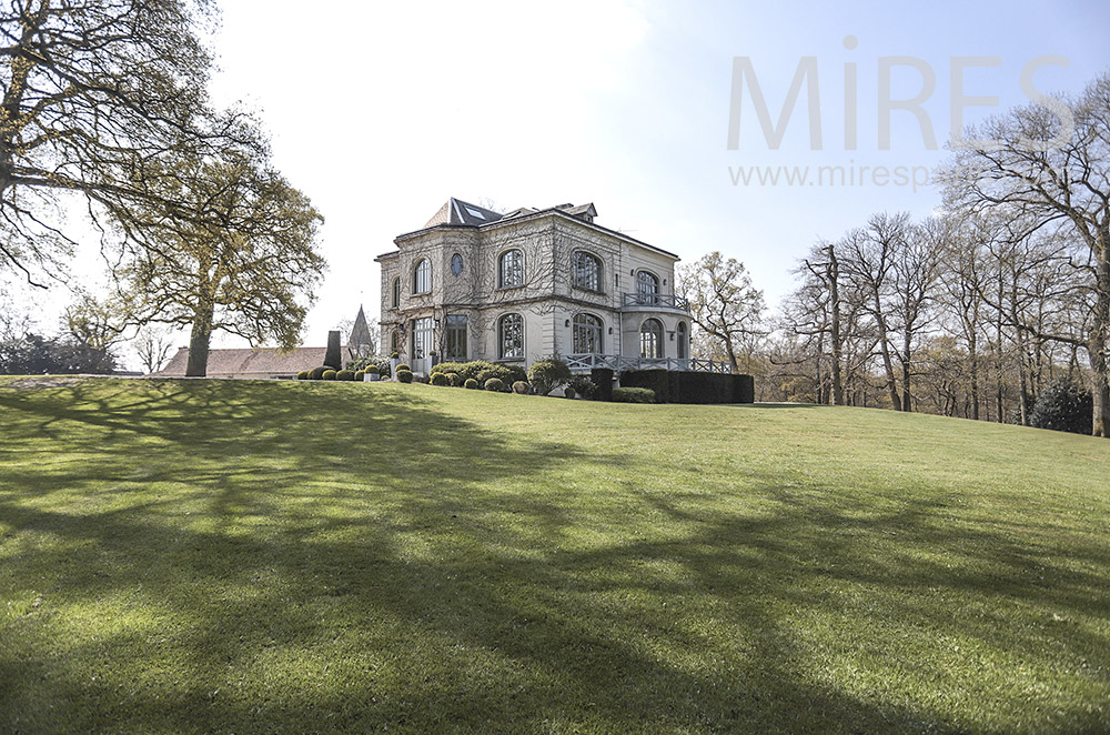 Lawn. C1693
