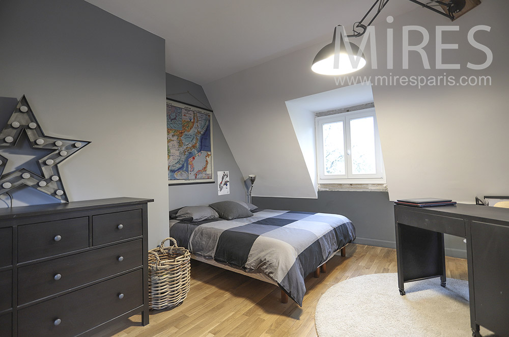 Chambre grise. C1694