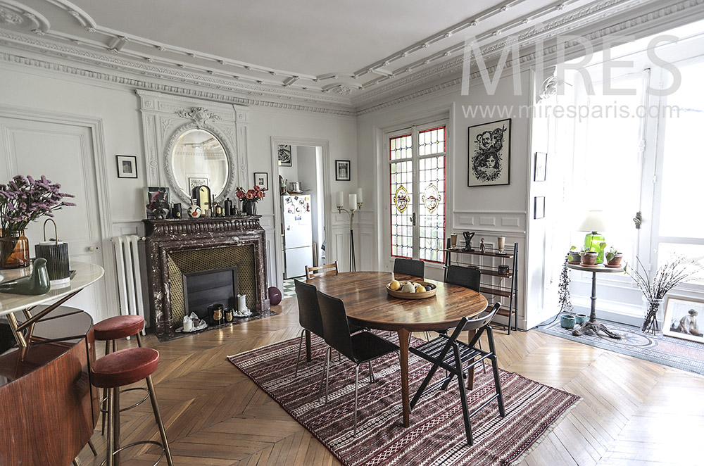 C1700 – Deco dining room