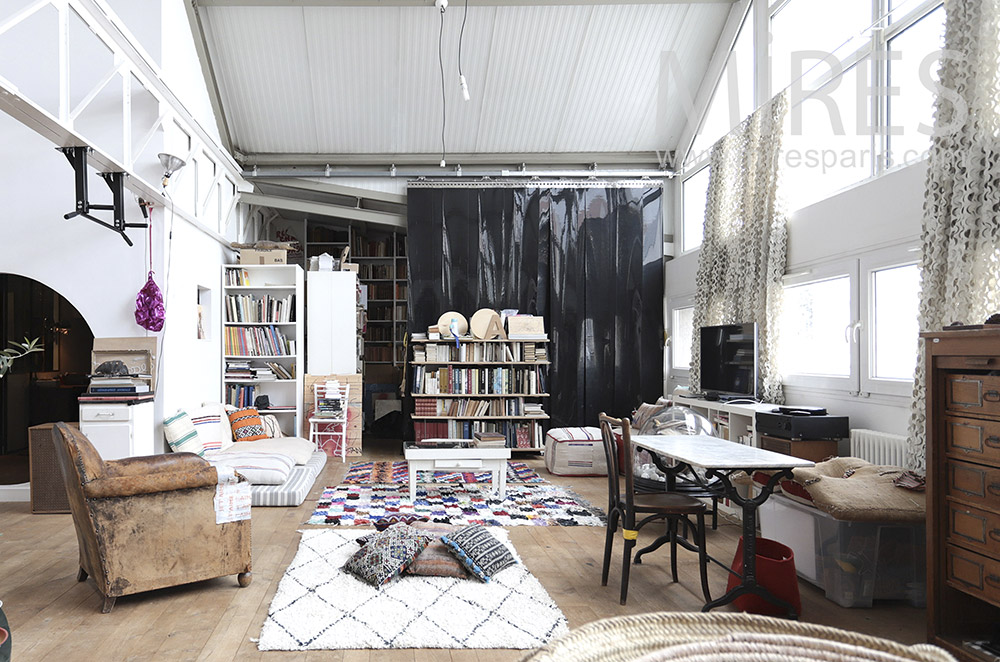 Bohemian living room. C0272