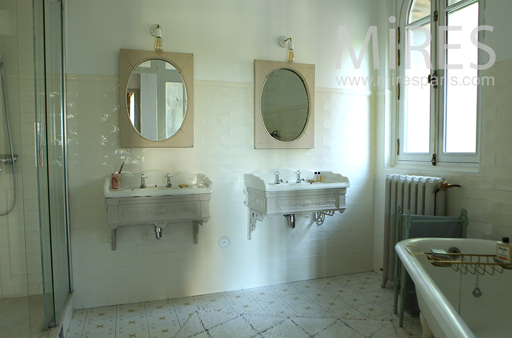 Anciens bains. C0963