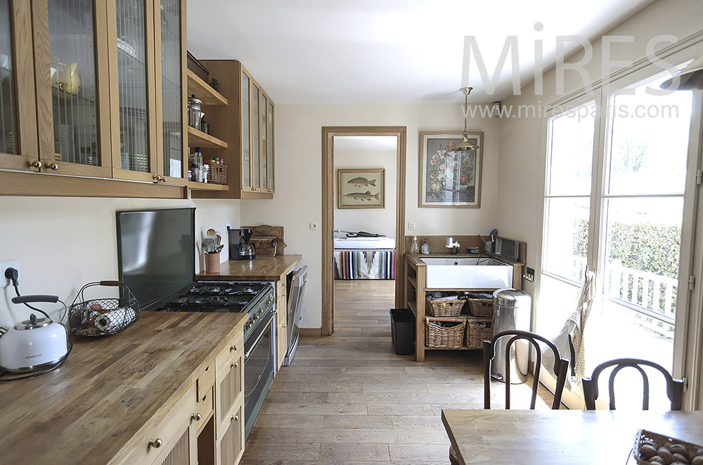 Cuisine en bois. C0296
