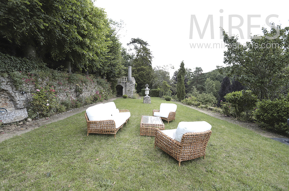 C1604 – Garden Lounge