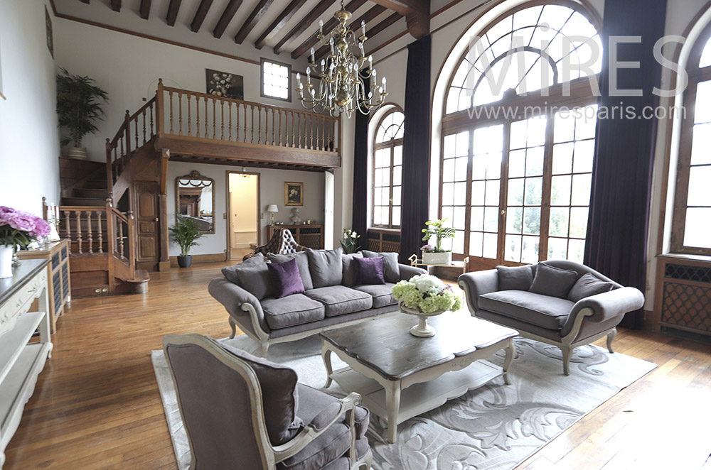 Grand salon classique. C1604