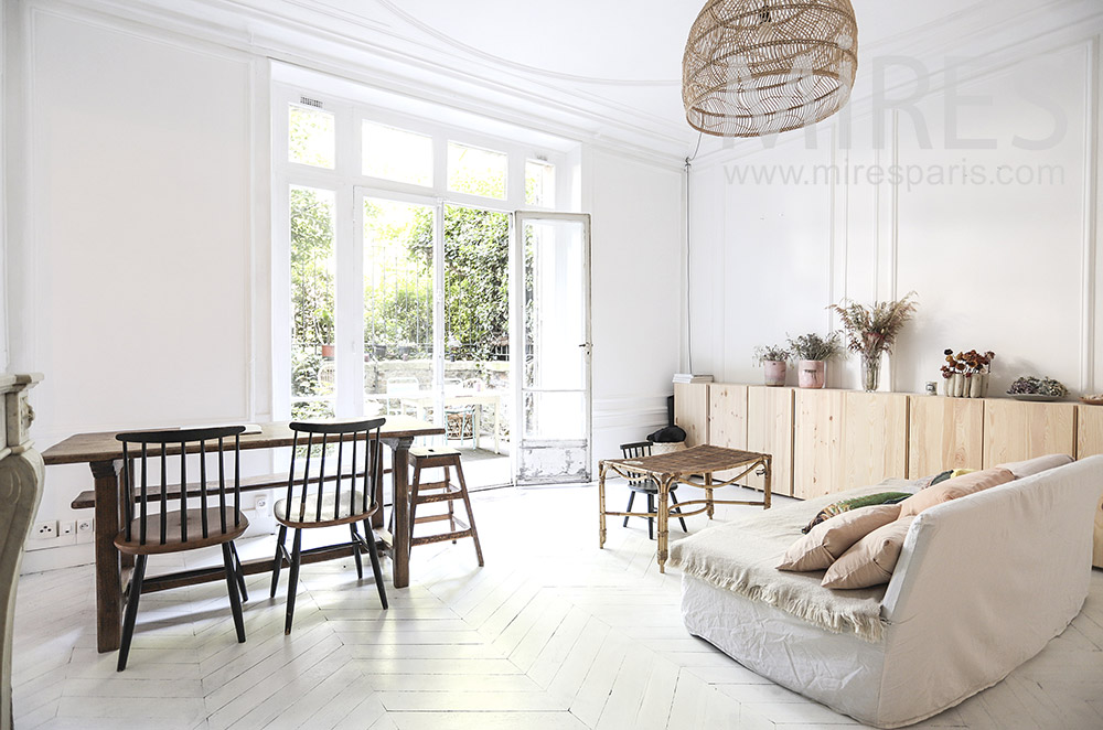 C1724 – Nature living room, white parquet