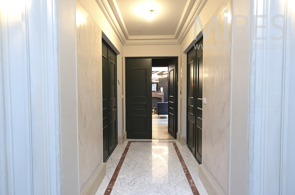 C1727 – Marble entrance