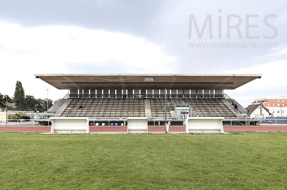 C1738 – Stade sportif