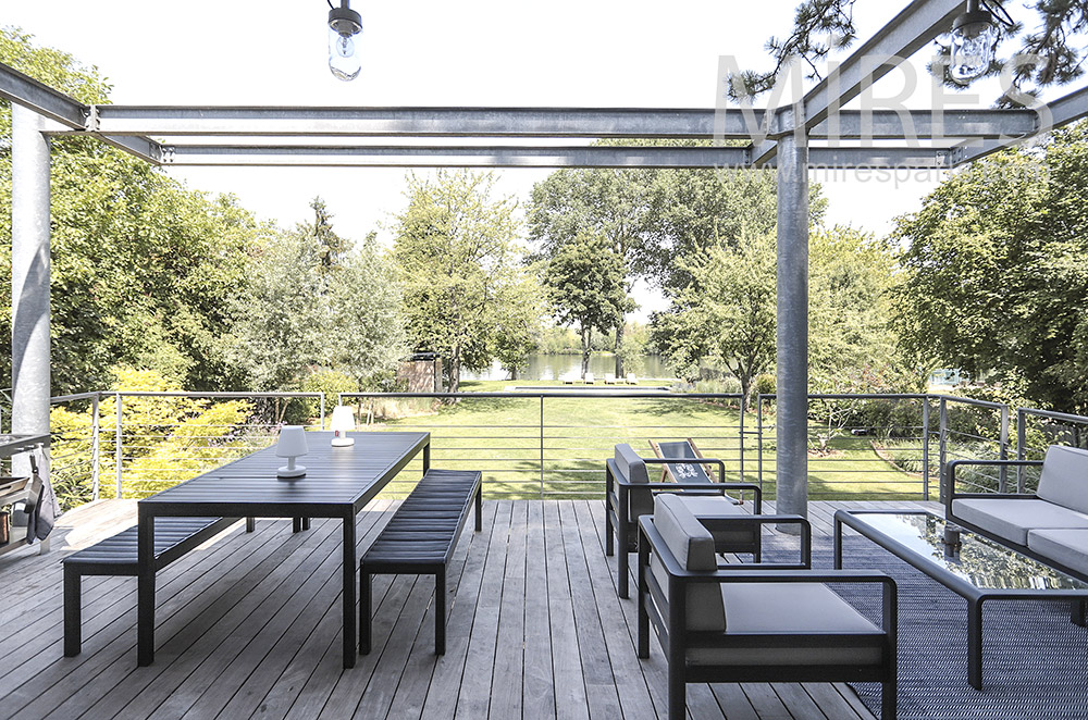 C0815 – Grande terrasse bois