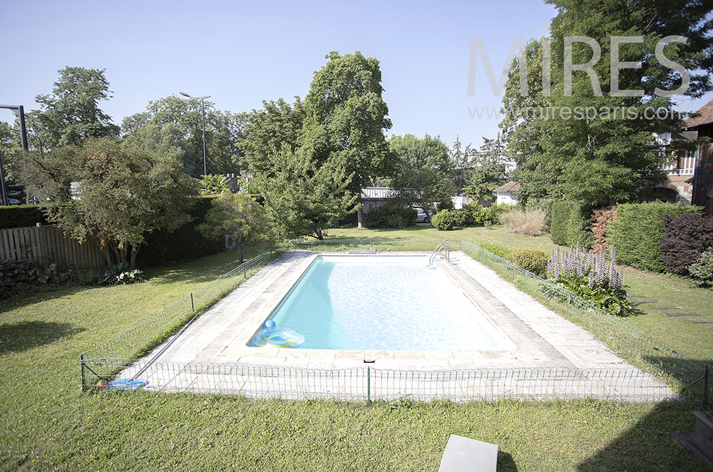 C1736 – Piscine et jardin