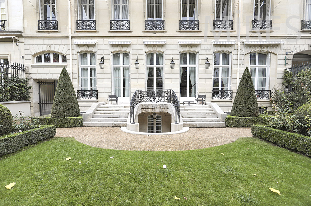 Hôtel particulier. C1755