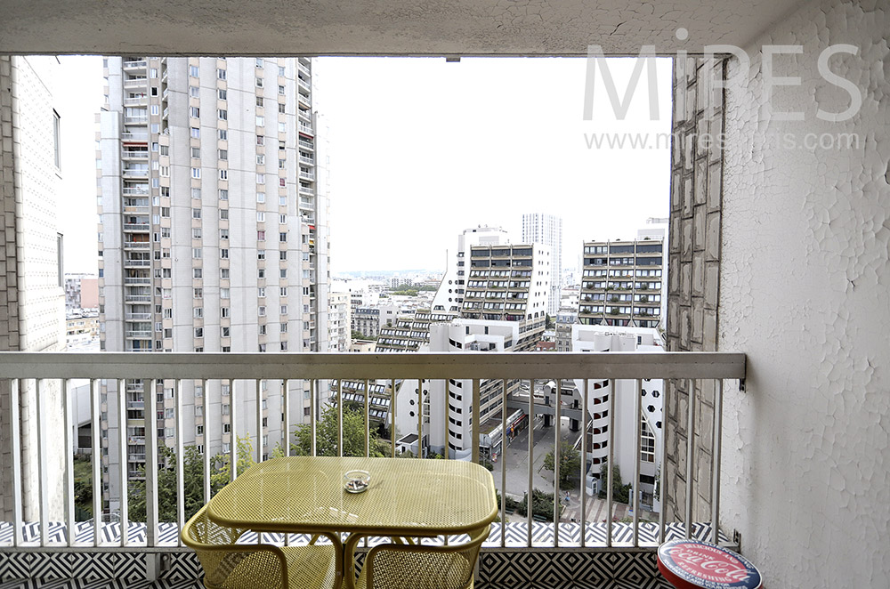 C1740 – Skyscrapers Balcony