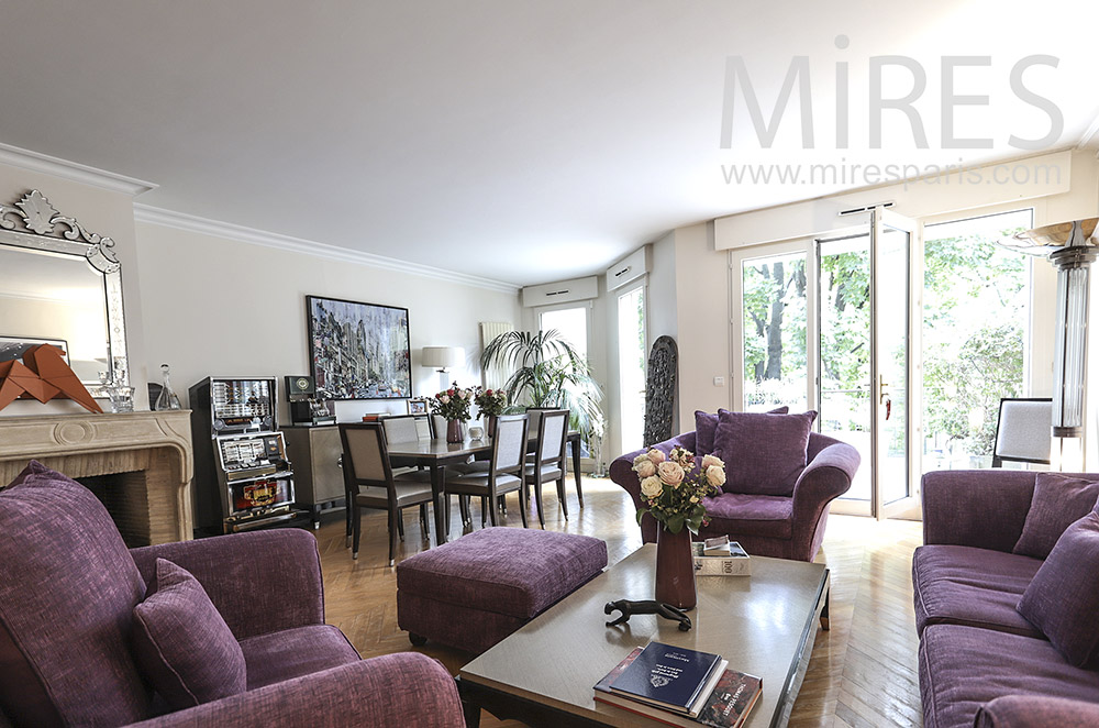 C1742 – Living room dining room opened on garden