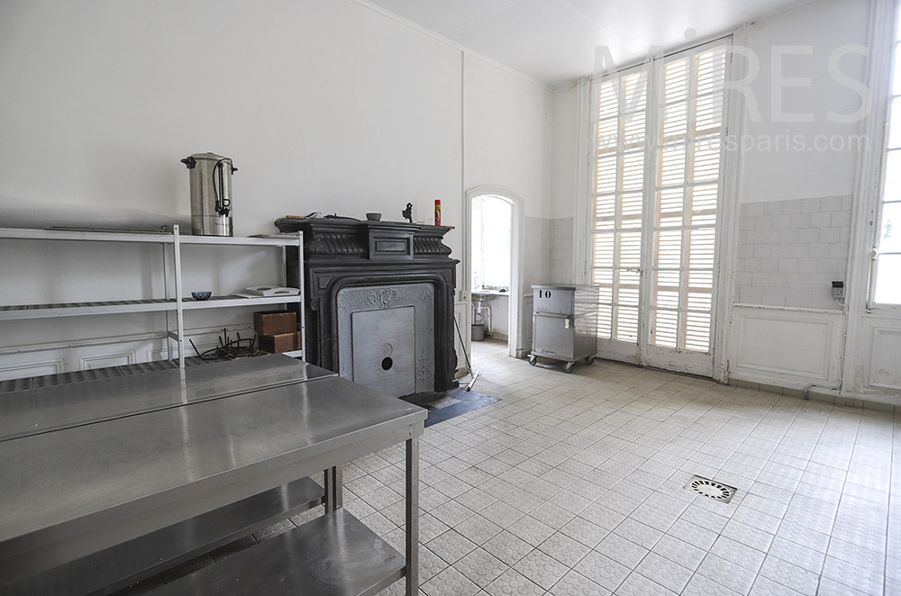 Catering service room. C0205