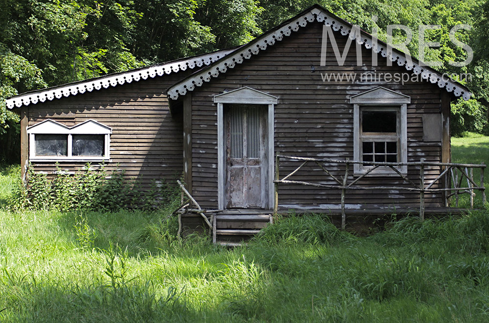 C0071 – Bungalow en bois