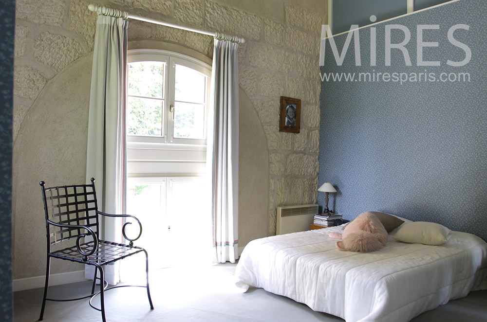 Room with shower. C0071