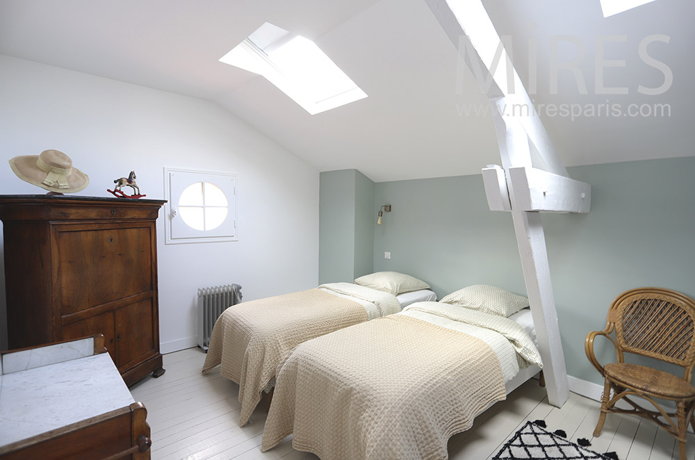 Double room with shower. C1774
