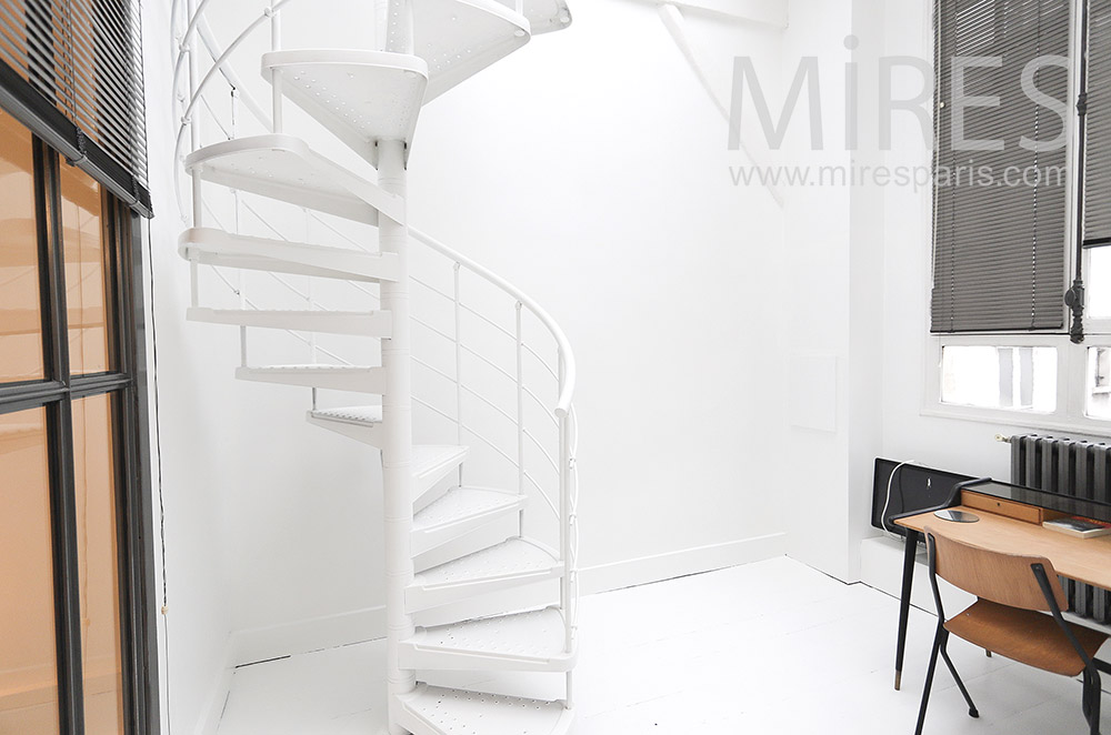Escalier hélicoïdal. C1778