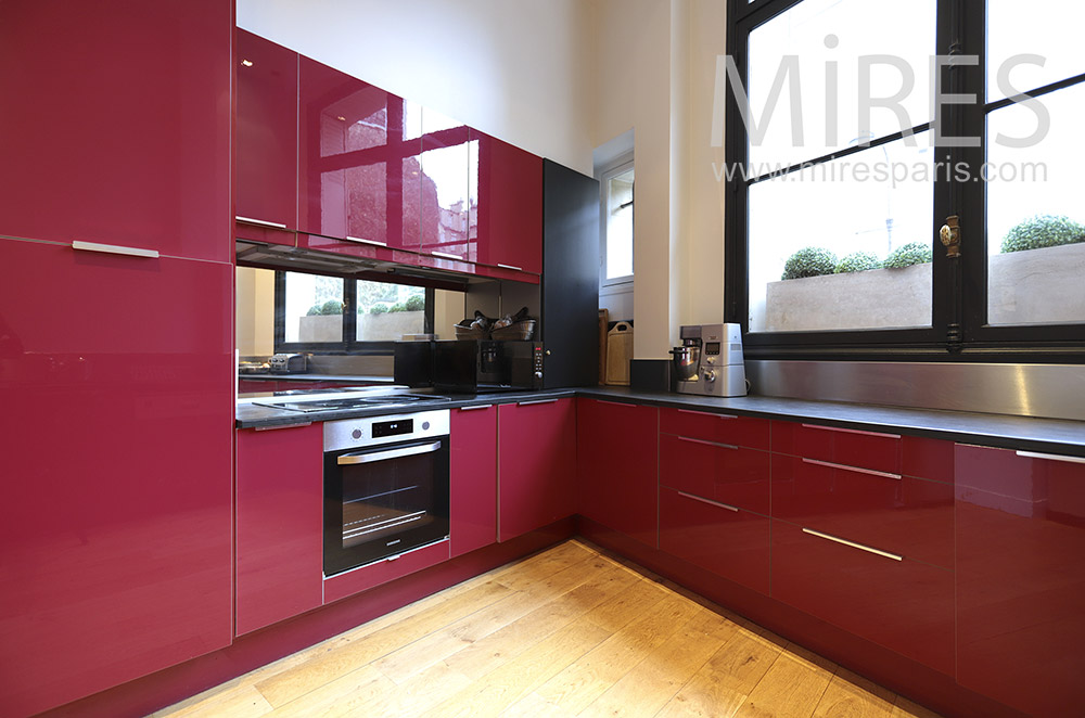 Red modern kitchen. C1785