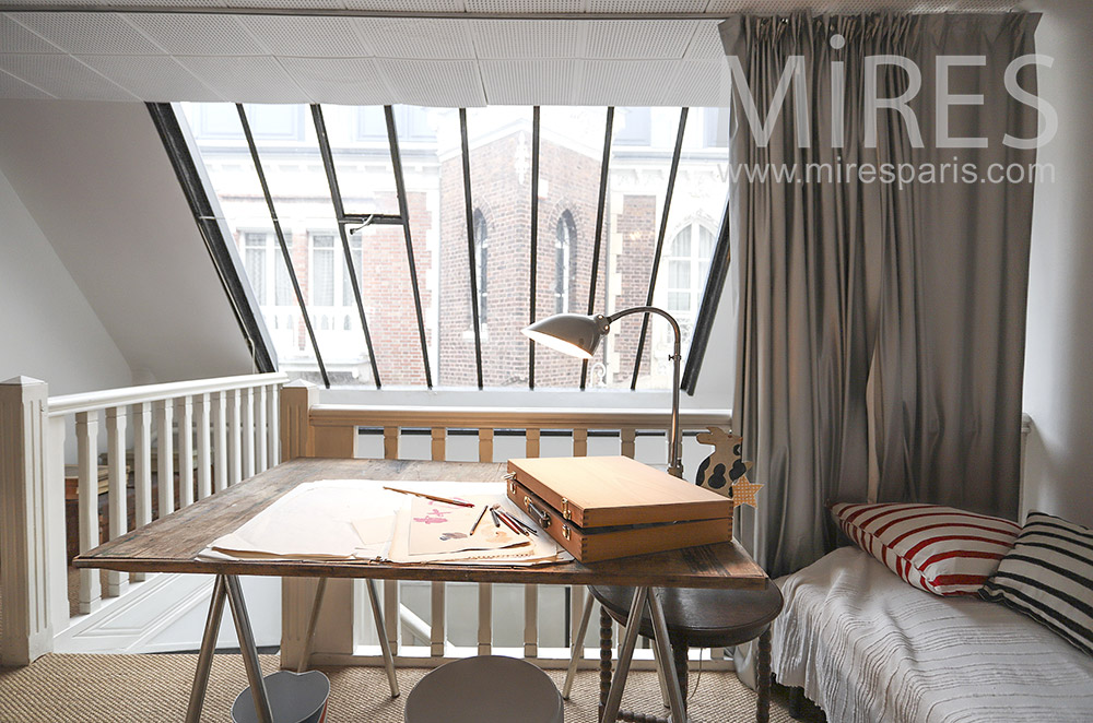 C1799 – Bedroom under glass roof