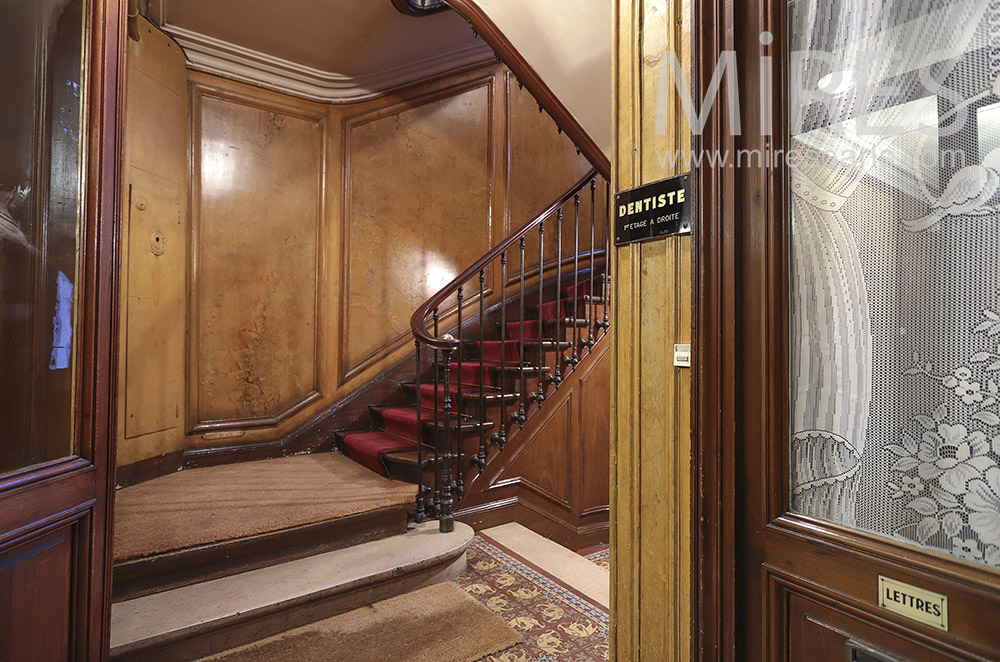 Hall d’entrée. C1800