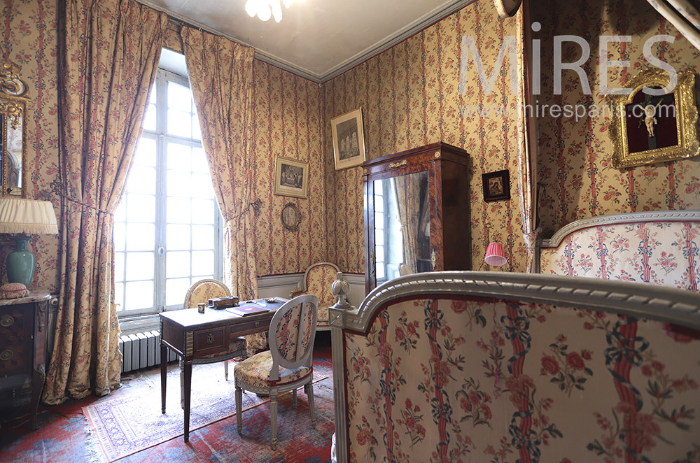 C1658 – Bedroom wallpaper