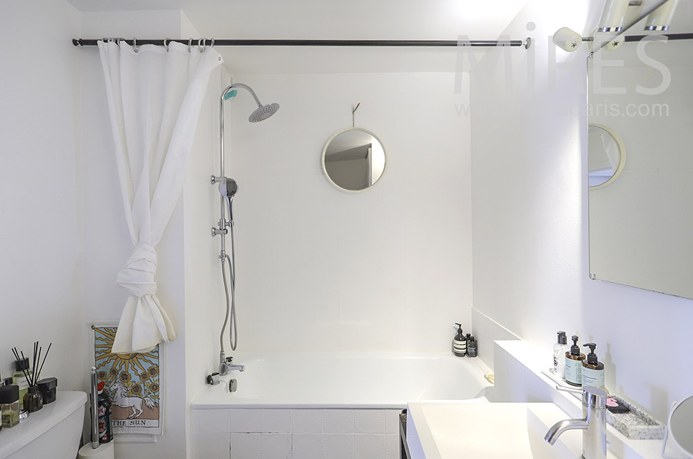 White bathroom. C1845