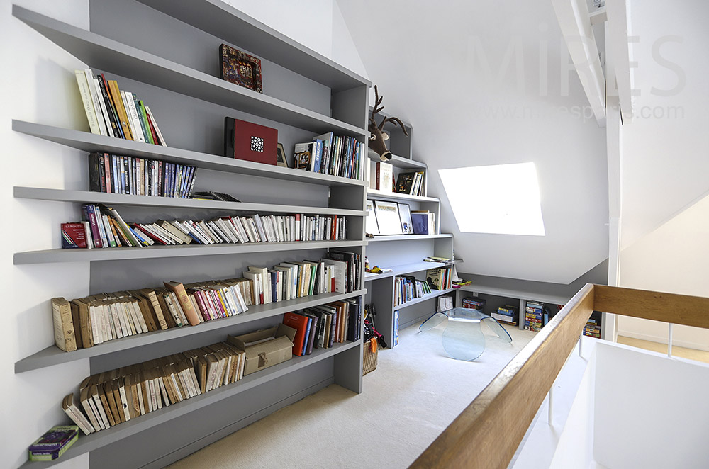 C1855 – Library office on the mezzanine