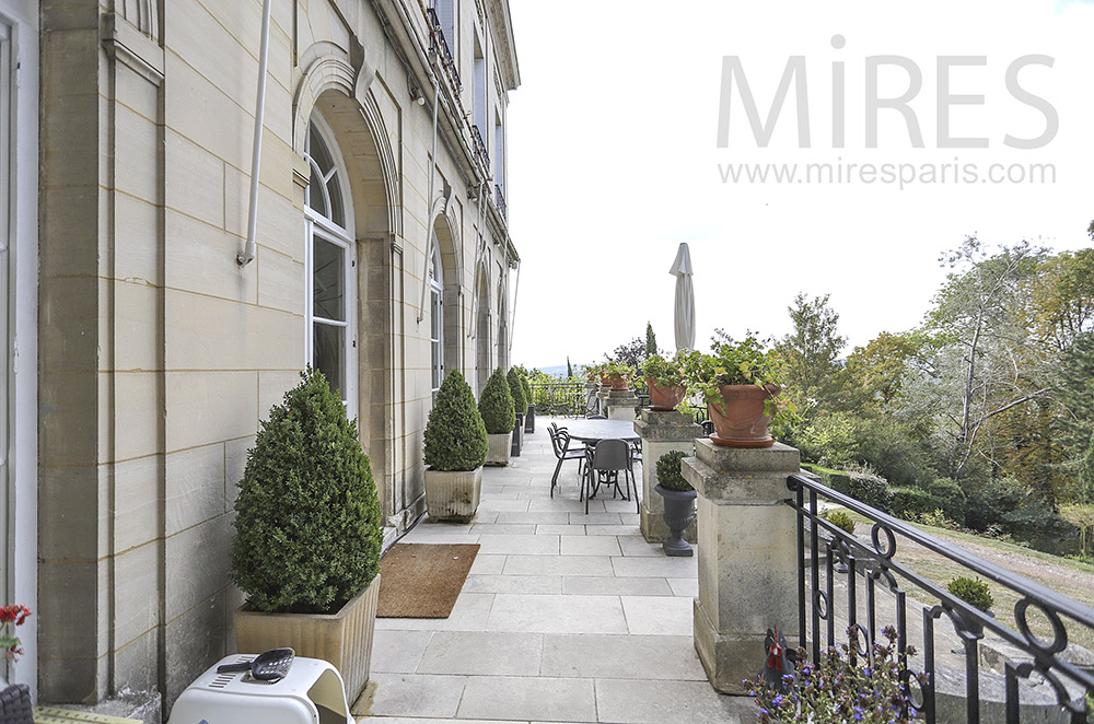 Longue terrasse. C1864