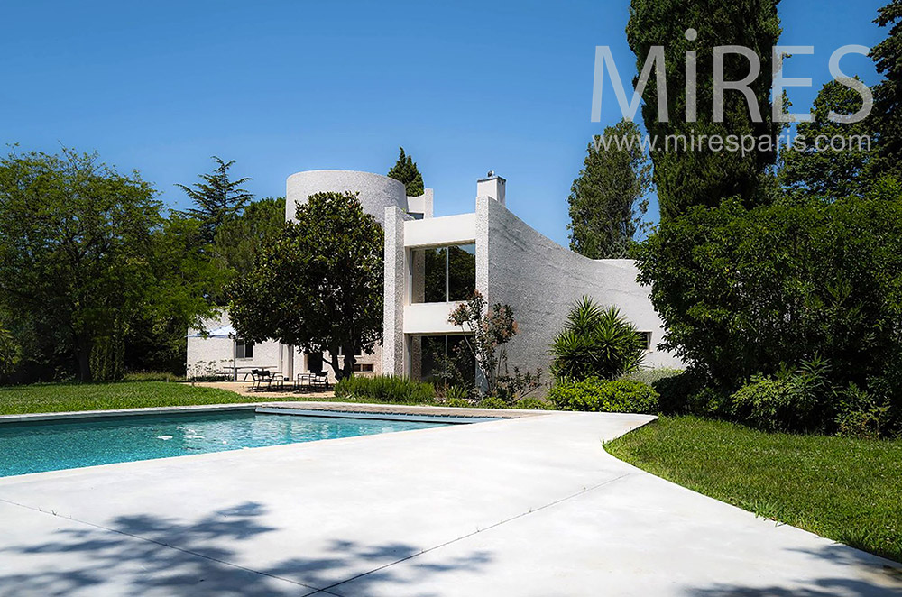 C1873 – Architect house with swimming pool