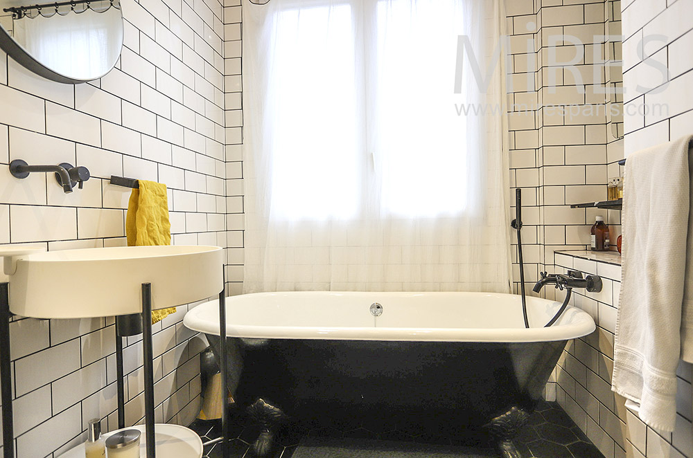Baignoire ancienne. C1876