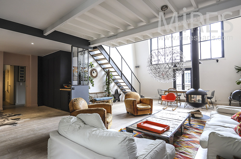 C1902 – Beautiful family loft