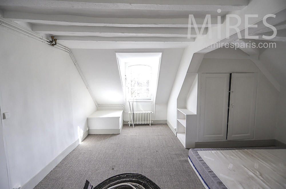 White attic. C1897