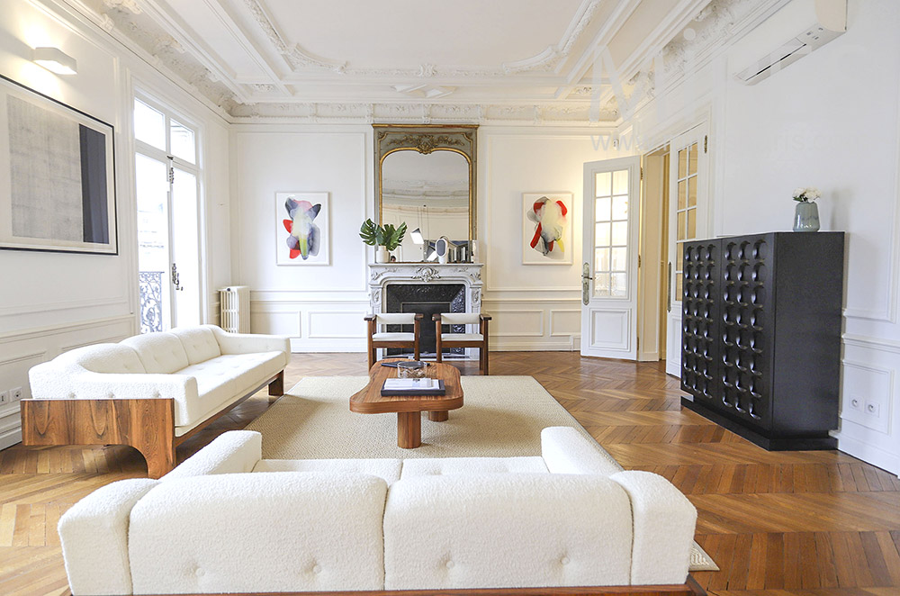 Beautiful modern white living room. C1898