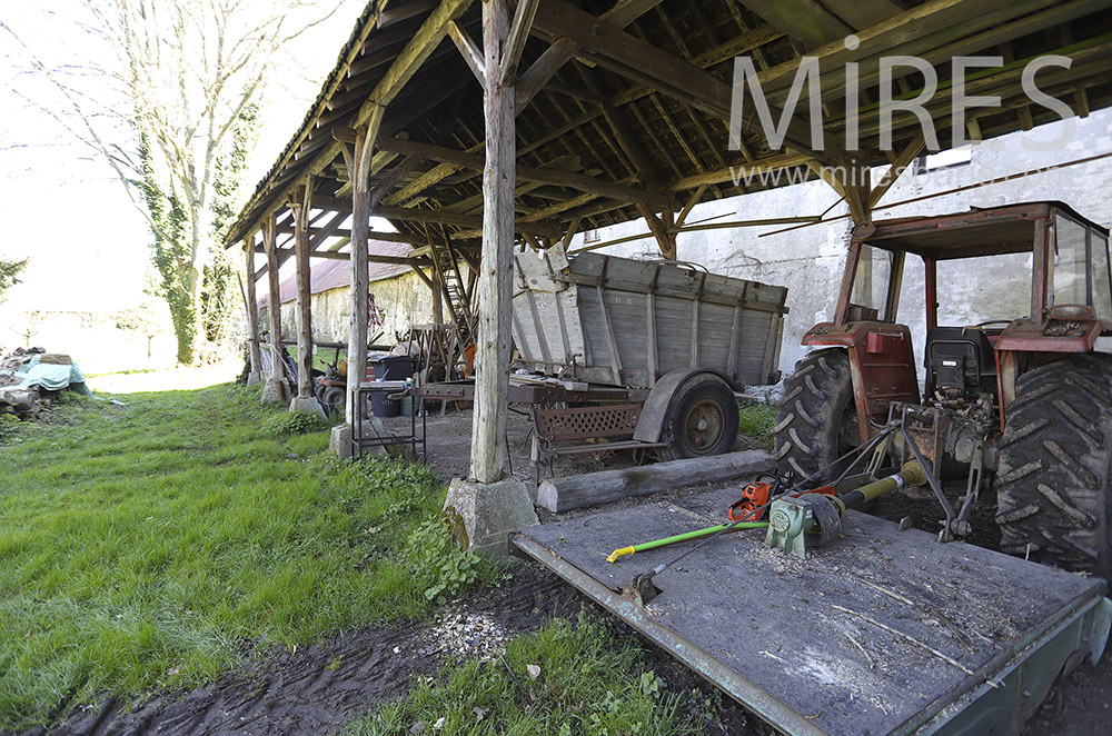 C1905 – Ancien garage agricole