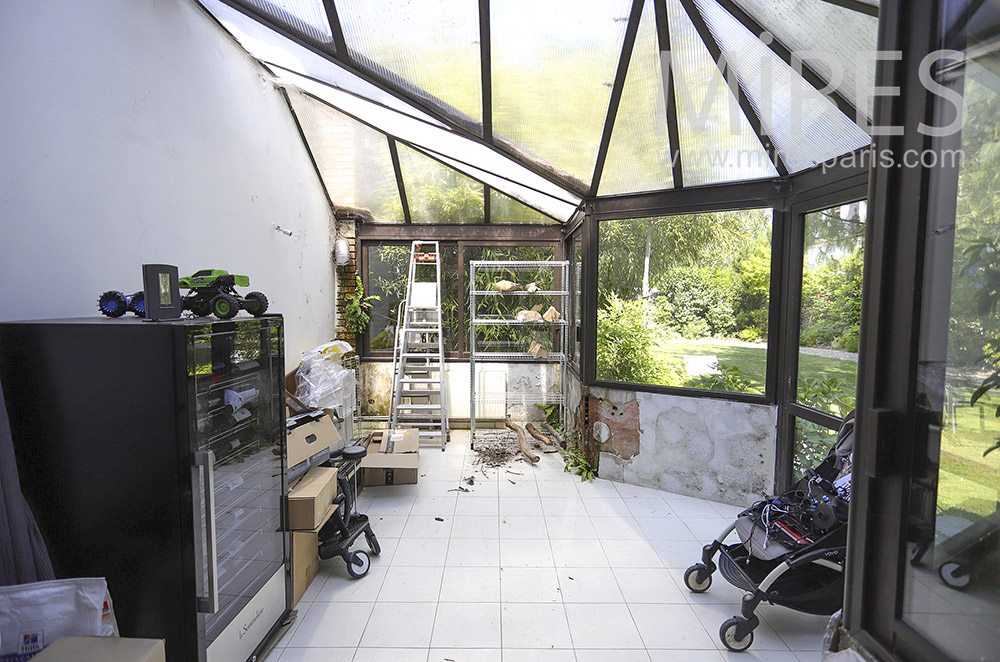 C1921 – Tiled veranda