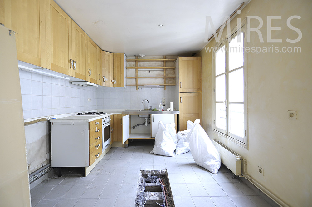 Kitchen to renovate. C1925