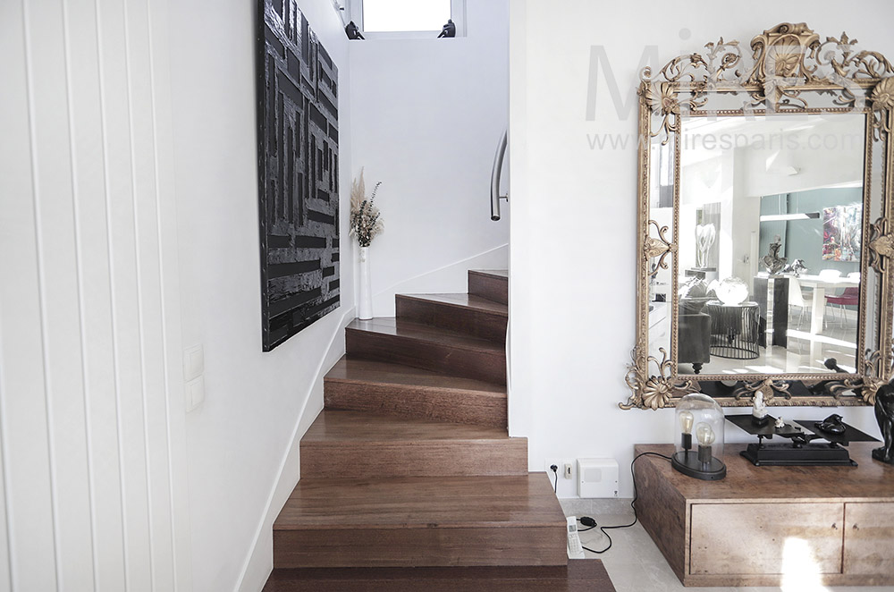 C1939 – Escalier tournant en bois