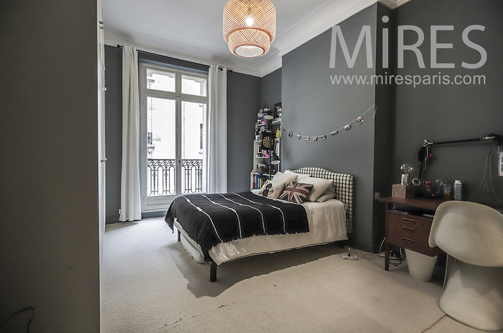 C1950 – Charcoal gray bedroom