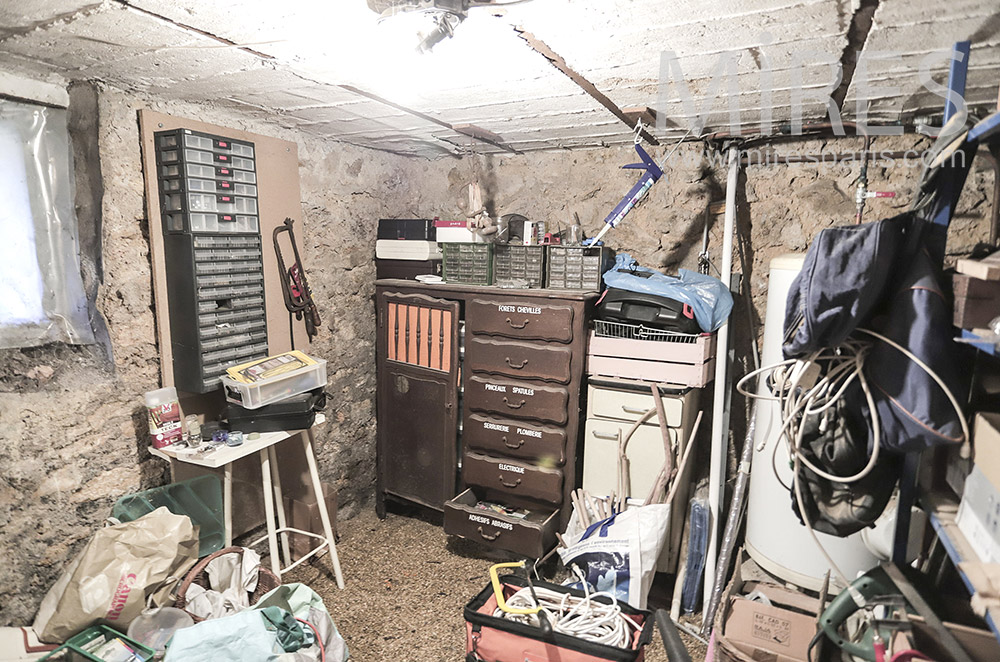 C1952 – Cellar workshop