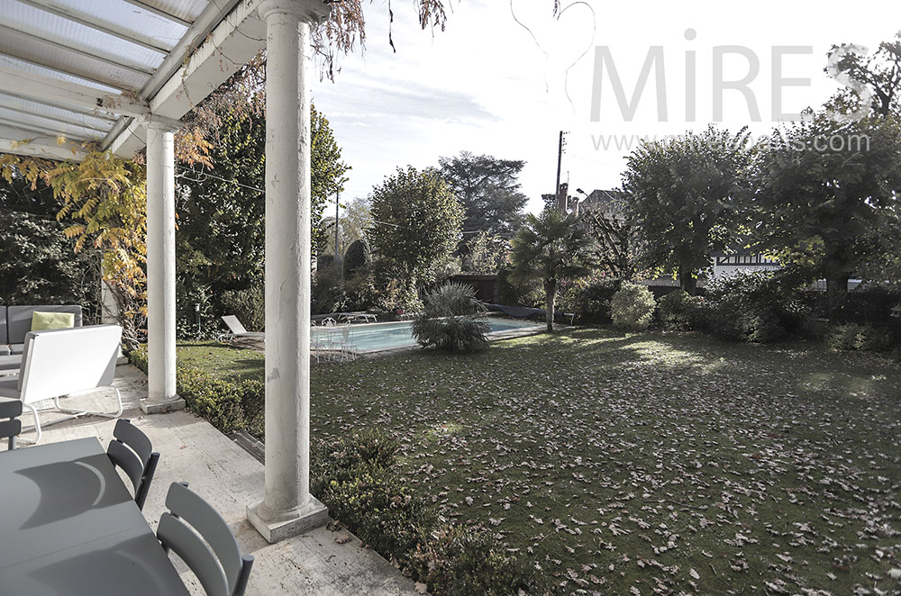 C1953 – Garden with terrace and swimming pool