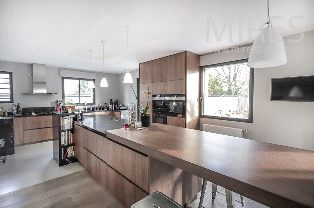 Large modern kitchen. C1957