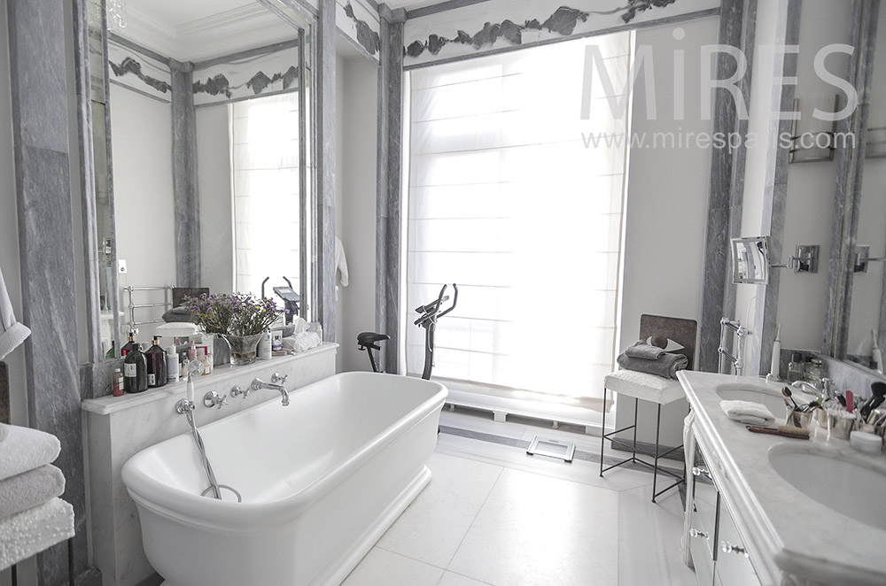 C1960 – Retro bathroom, gray marble